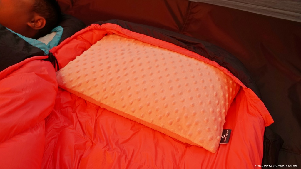 [睡袋]Down Power台灣製羽絨睡袋:保暖、隨身輕巧、收納不佔空間，露營好物推薦 @妞妞幸福花園